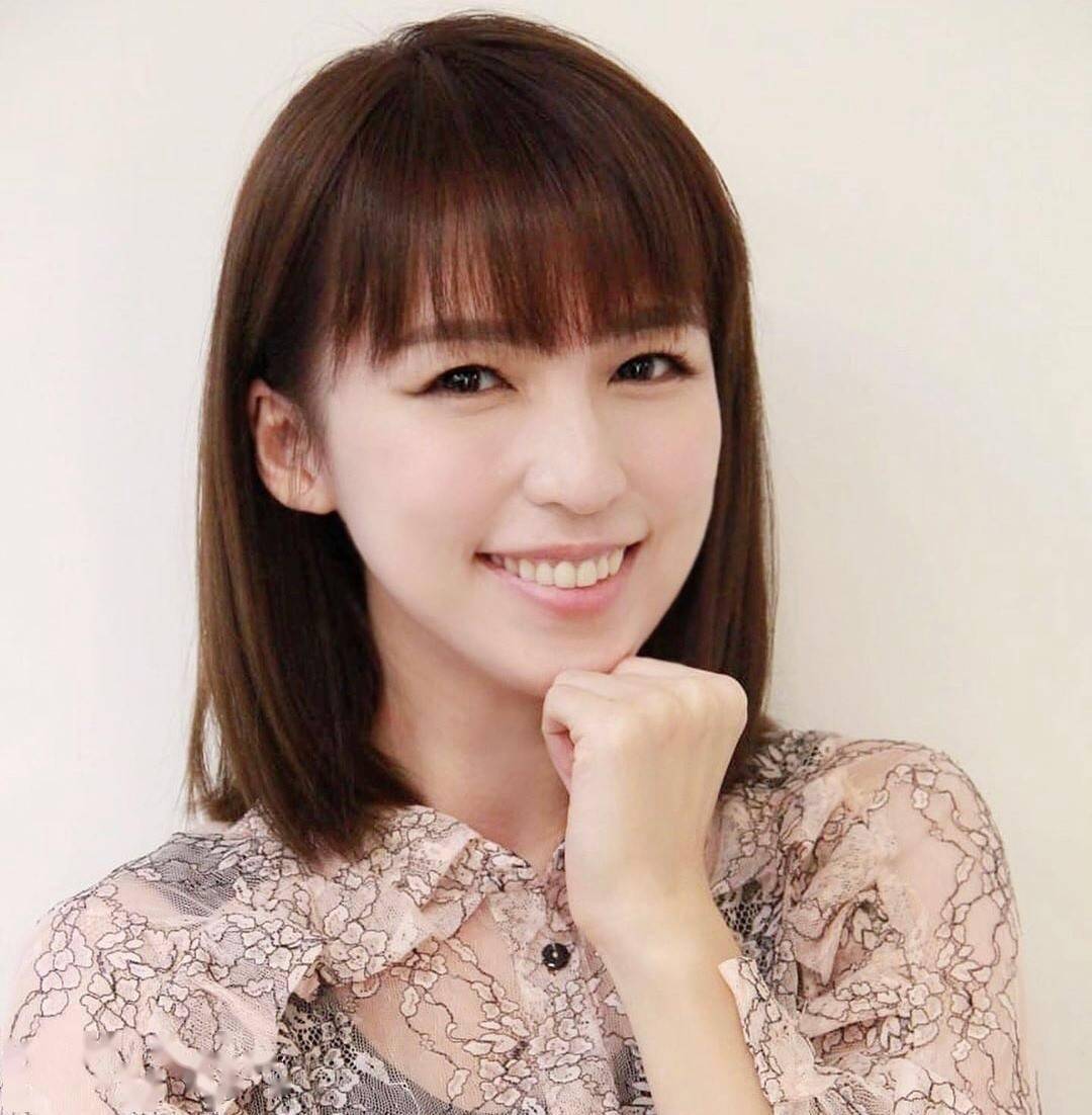 自认火爆39岁tvb最美人妻孙慧雪首当主角电影痛骂黄文标