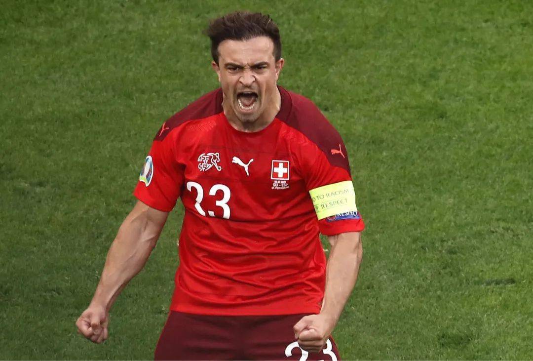 英超丨利物浦前锋沙奇里正式转会加盟里昂签约至2024年