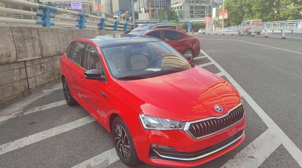 靠实力还是德味十足试驾斯柯达昕动是否值得心动