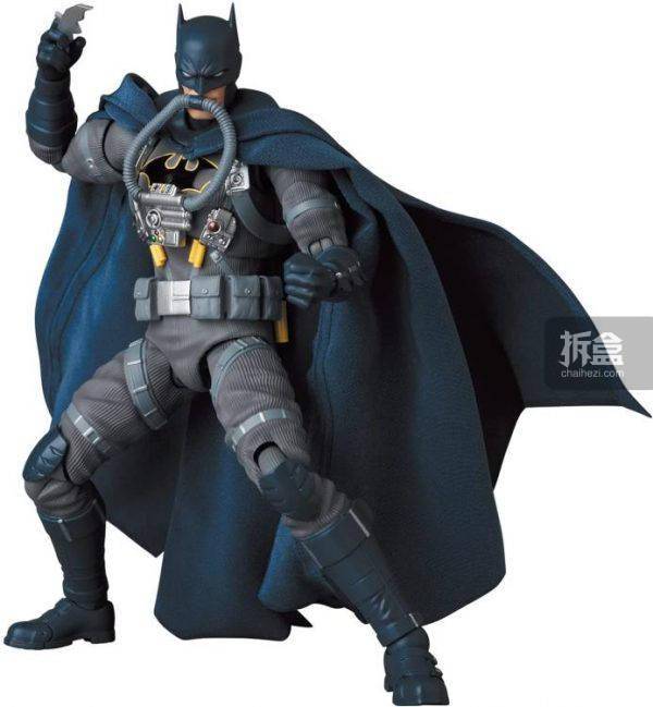 mafex 漫画版 缄默蝙蝠侠 潜行紧身衣版 可动人偶兵人
