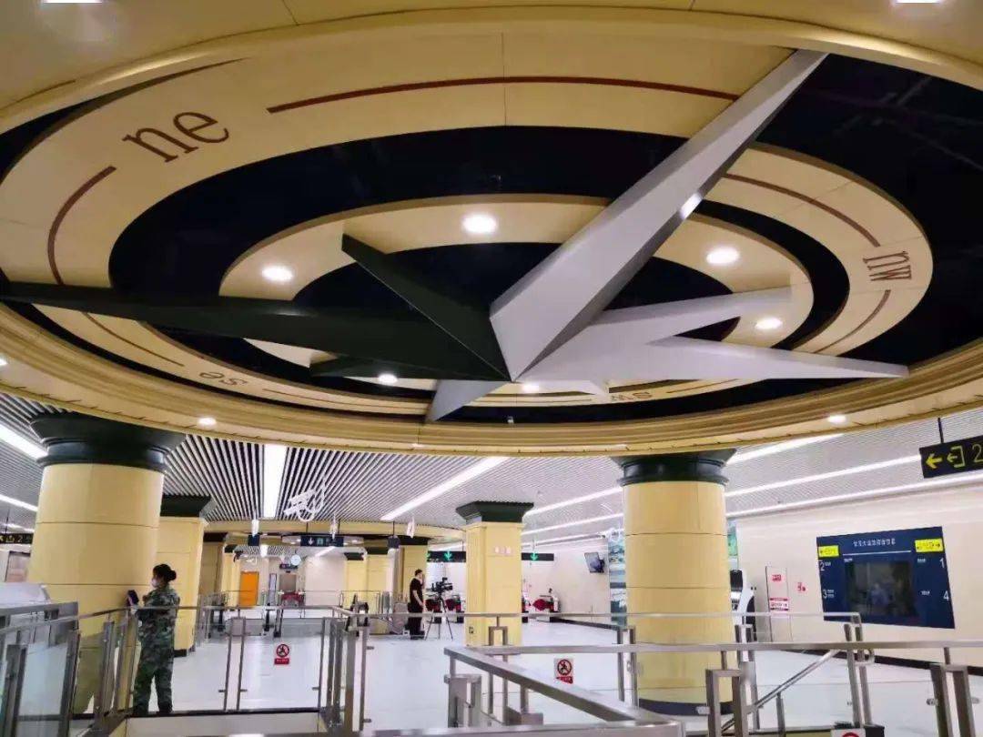 "一站一景"——哈尔滨地铁二号线一期车站各具特色