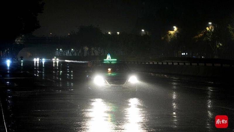 癌症|熬夜、蓝关刺激，甲状腺癌发生风险增长55%