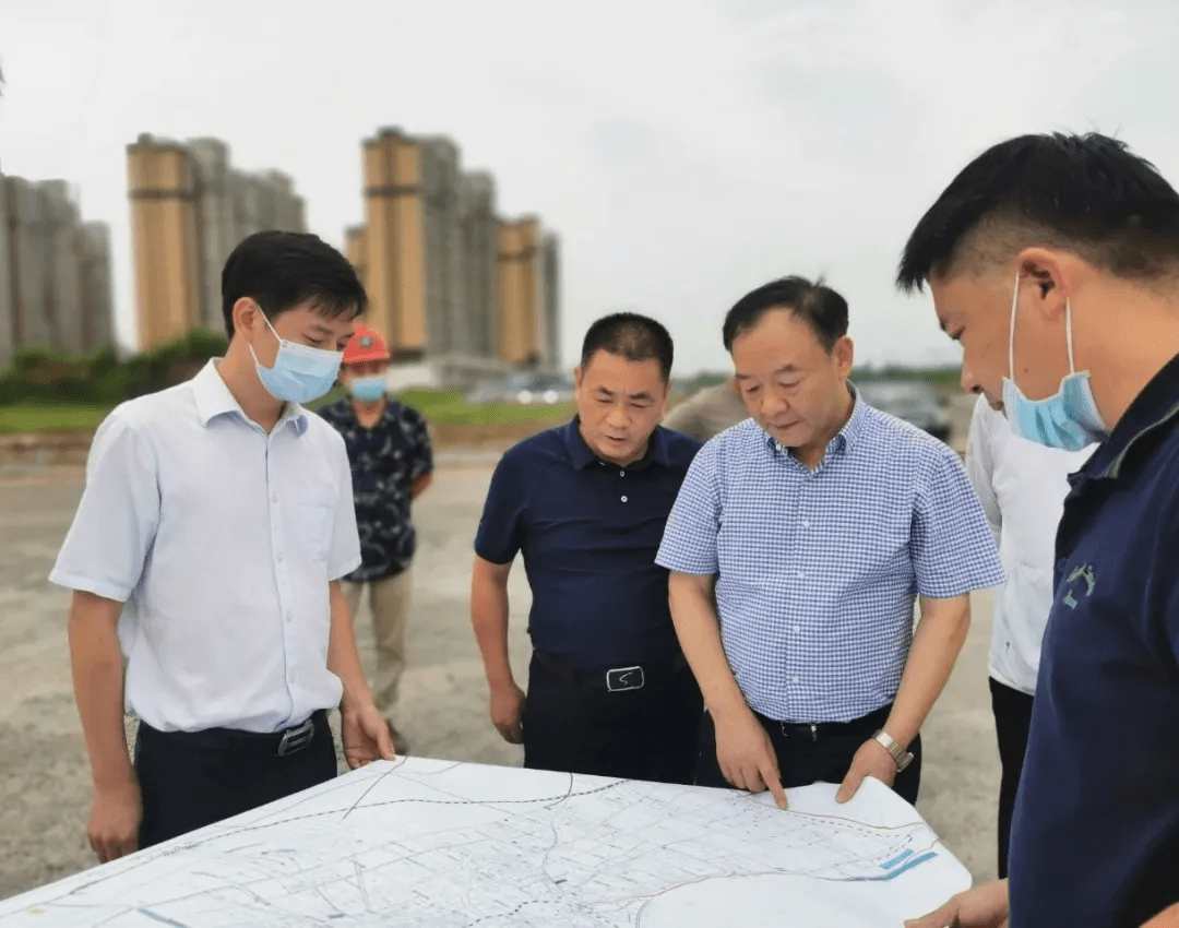 陈明宇以等不起的紧迫感慢不得的危机感加快推进公建项目建设