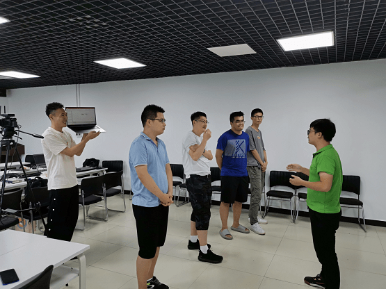 公司|为提升学员幸福感，贪心科技举办“圆梦AI”主题活动