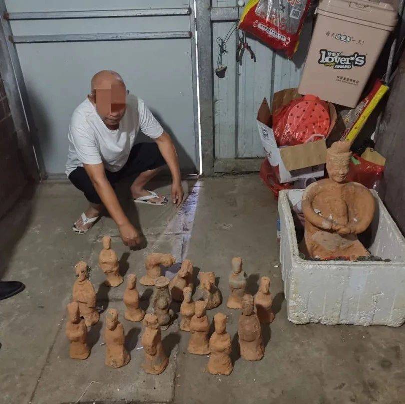 遭起!宜宾这8人盗掘古墓被抓,追回被盗掘东汉、明代文物37件!_屏山