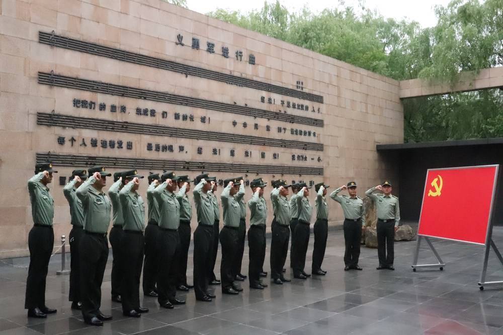 从党史军史中汲取前行力量上海警备区警备纠察队深入开展党史学习教育