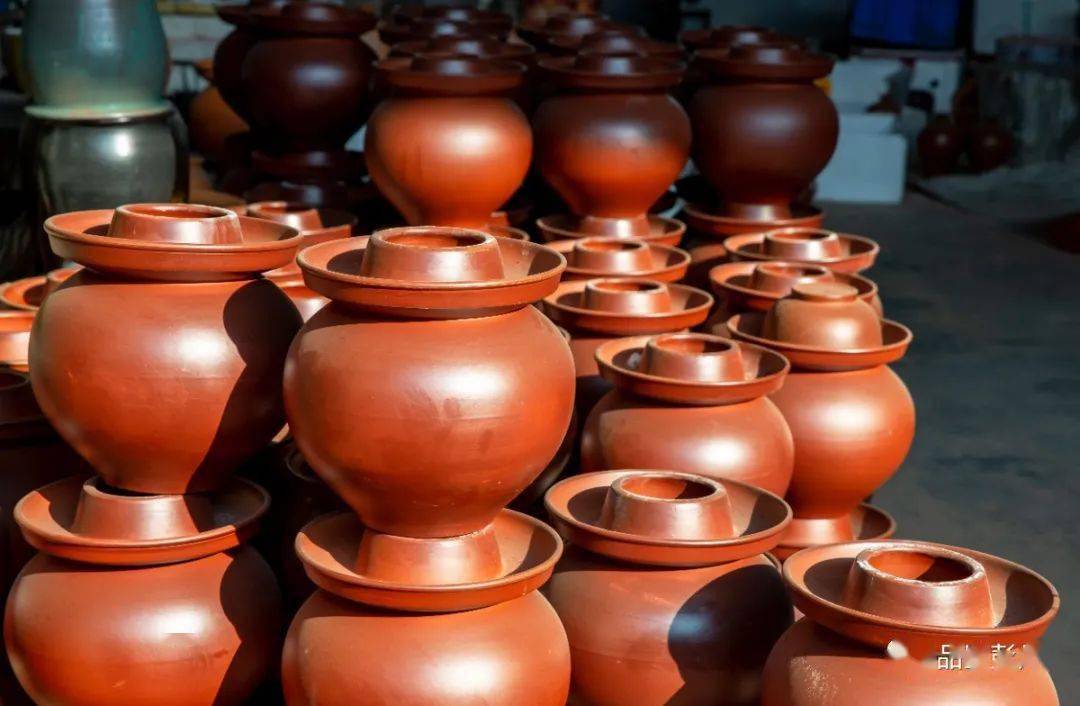 中国桂陶传承与发展中开出的泥与火之花