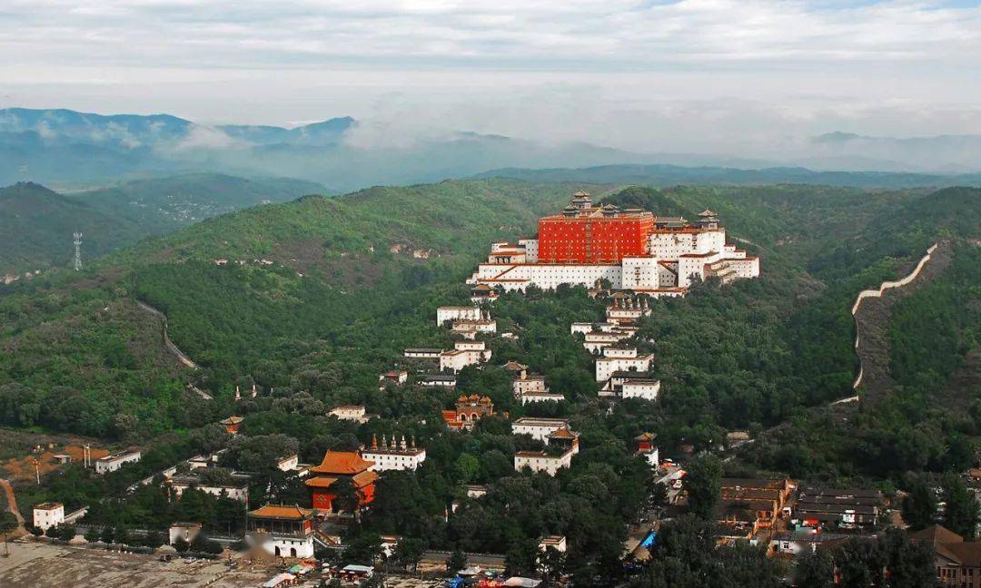 你可以永远相信初秋的承德来把绝美打在公屏上