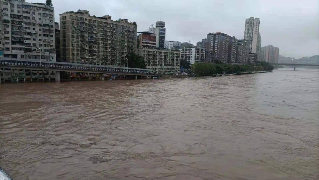 达州大暴雨致多地受灾未来几天还有分散阵雨