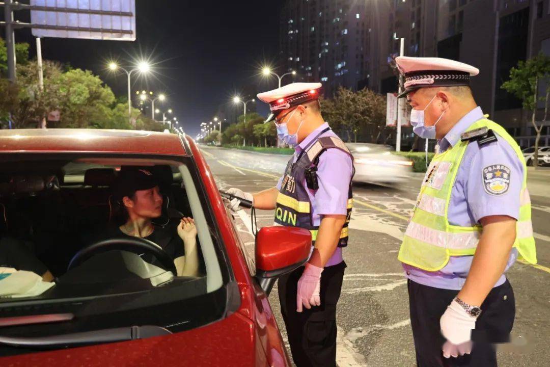 涟水开展酒驾整治,现场.