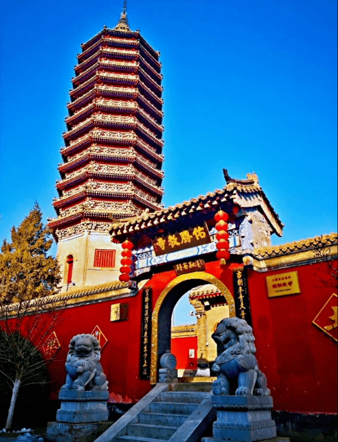 到了通州的粮船去哪儿办手续呢?那地方叫大光楼,它的故事,咱们下期聊!