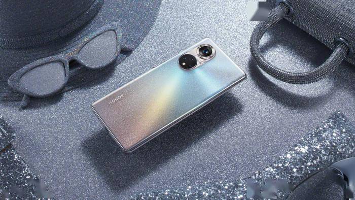 引领设计风潮玩颜色还得看荣耀50系列honorcode