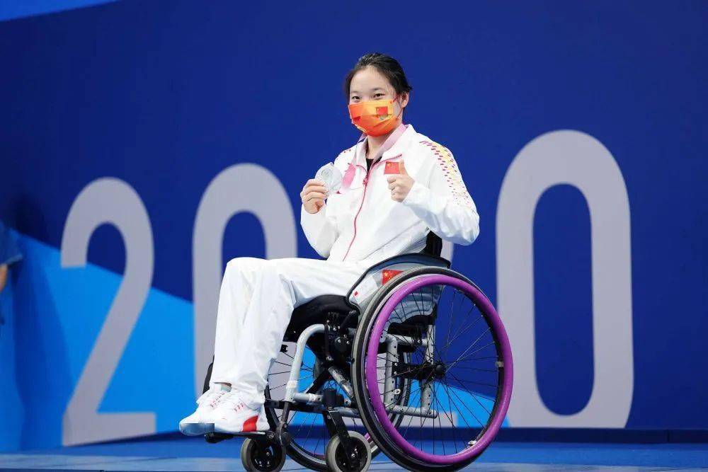 残奥赛场,见证英雄本色!_张丽