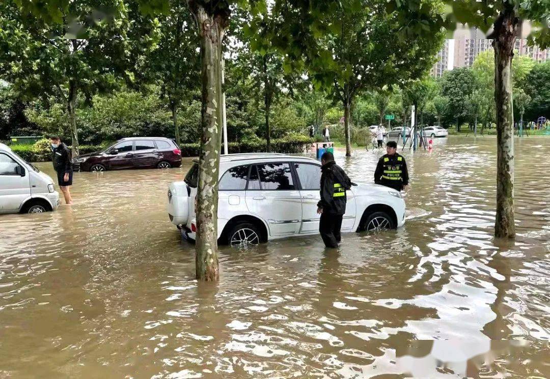 河南许昌洪水图片