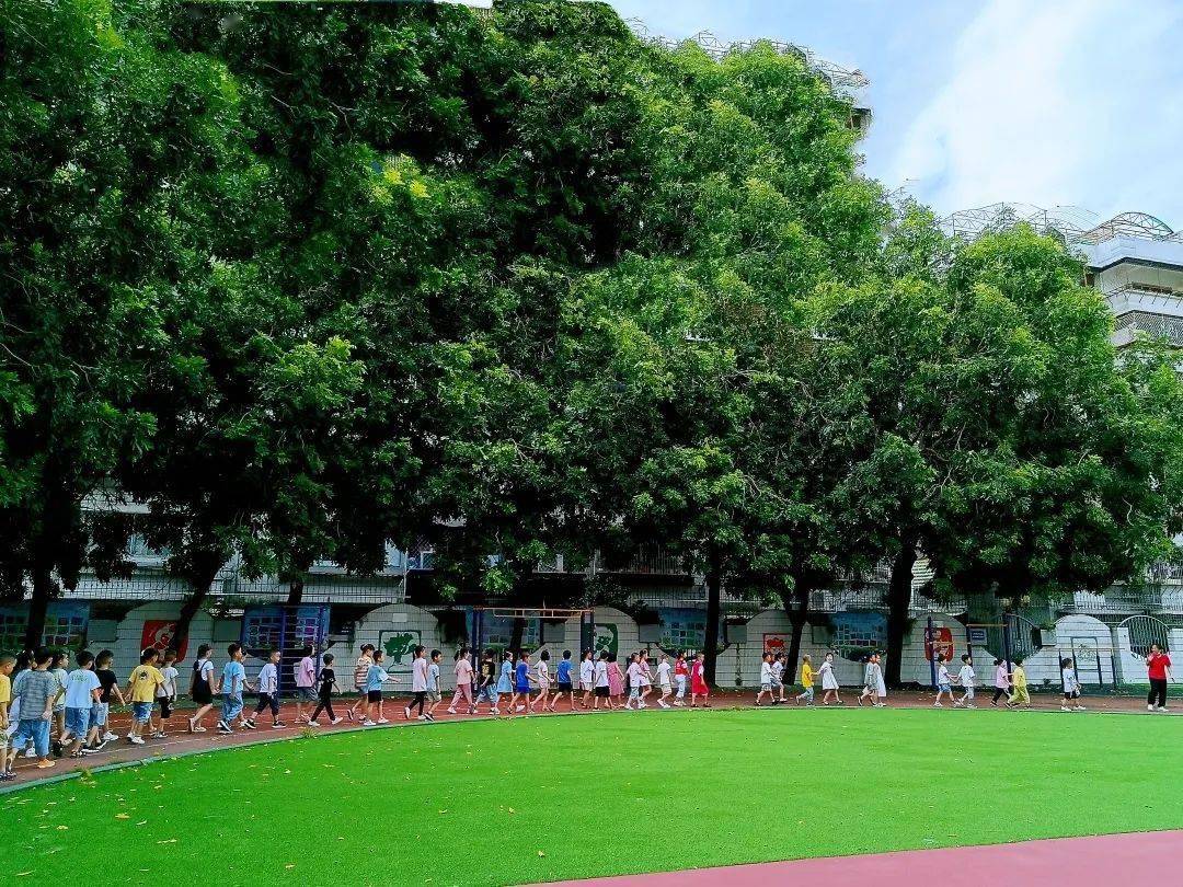 逐梦绿茵快乐起航绿茵小学开展2021年秋季一年级新生入学培训