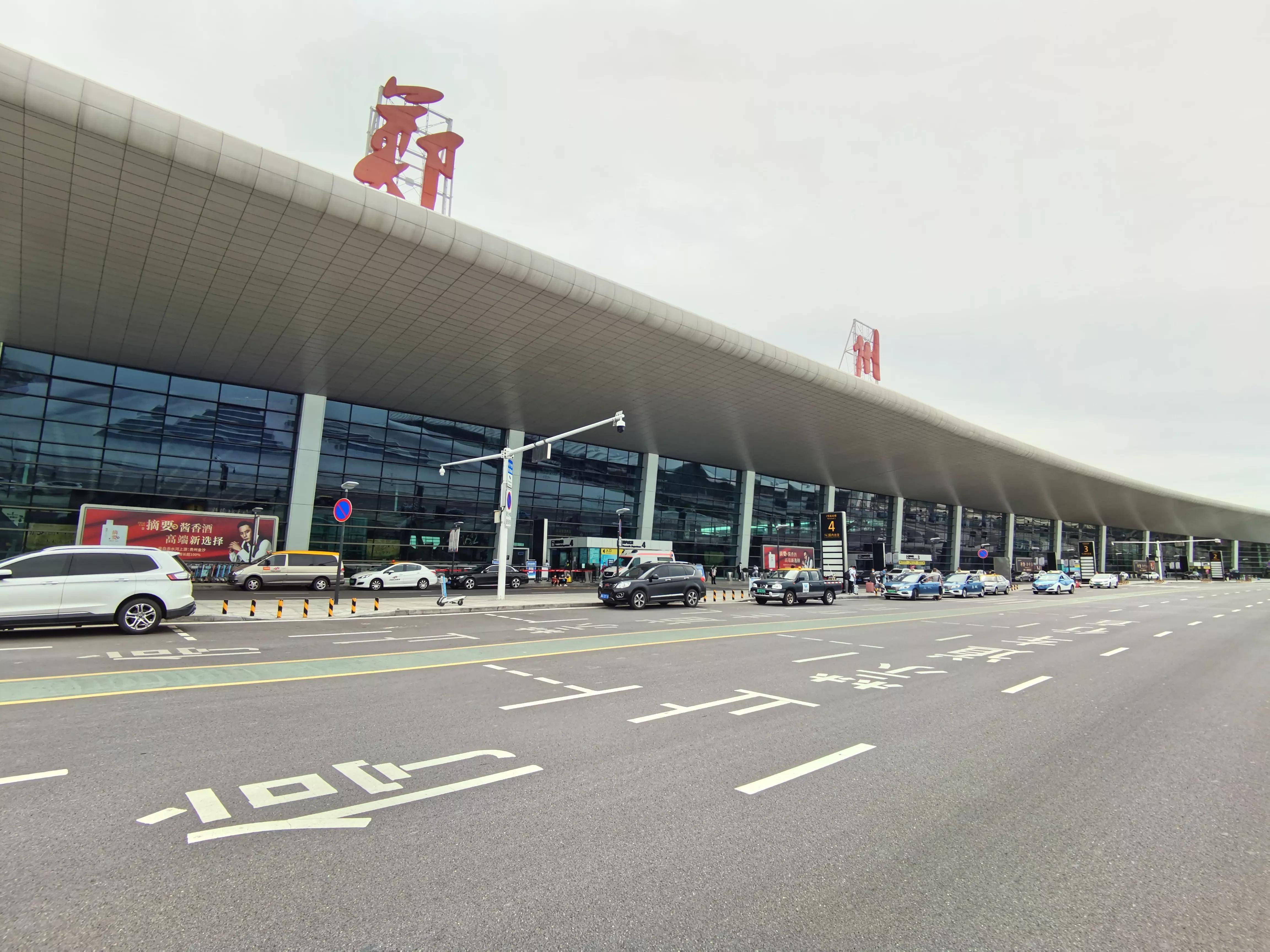 郑州机场客运航班快速恢复郑州机场巴士9月1日起逐步恢复运营