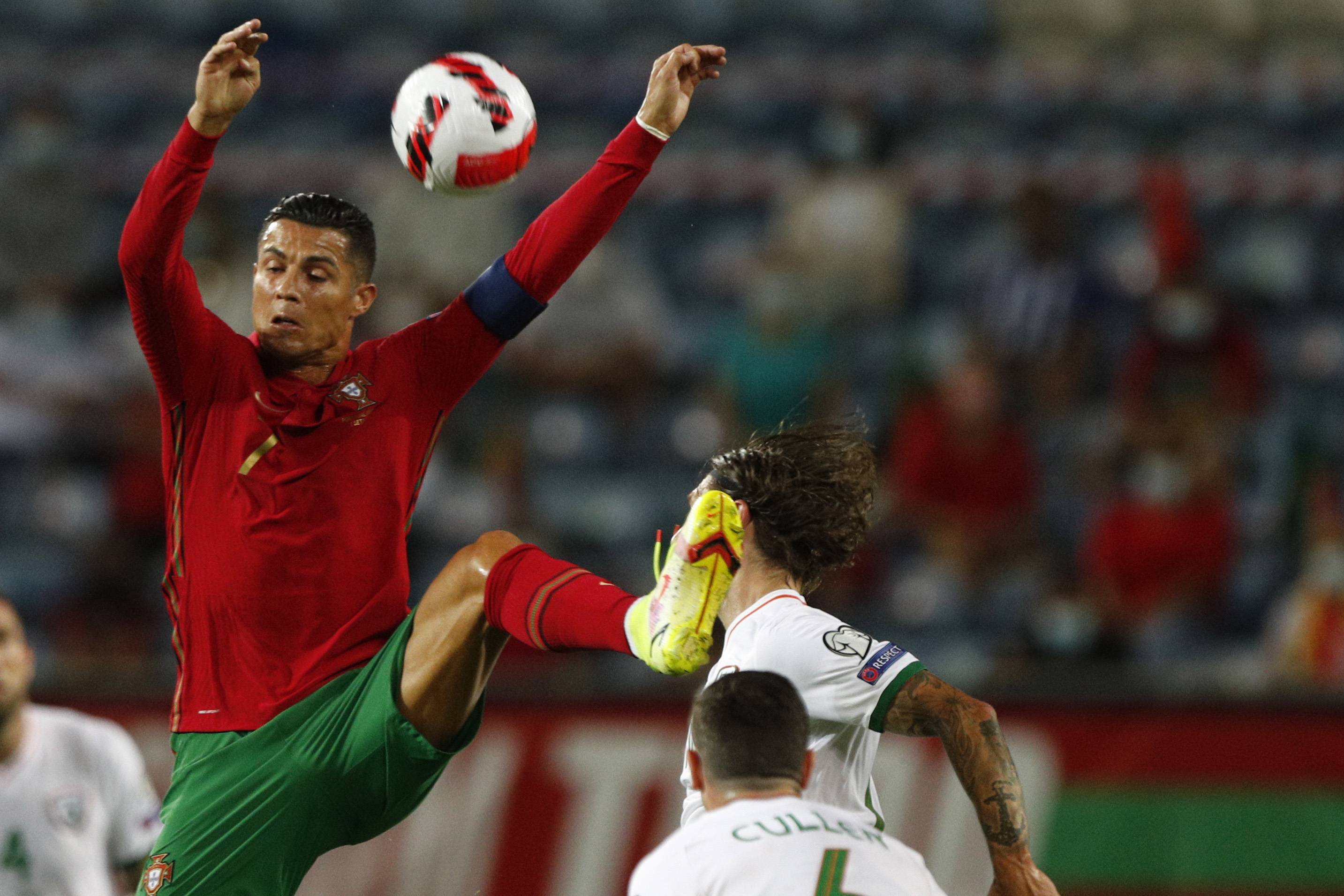 新华社/欧新当日,在葡萄牙法鲁进行的2022世界杯欧洲区预选赛a组小组