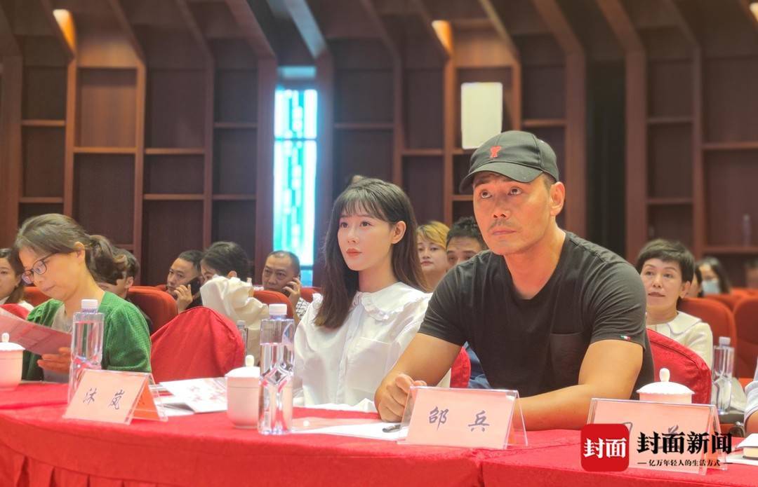任正非 觉醒年代 一定要看 芙蓉花儿红 将再现成都地下党久违大银幕的邵兵领衔出演 樱桃信息网