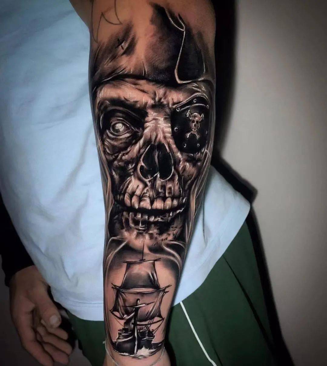 古老而神秘的职业海盗纹身