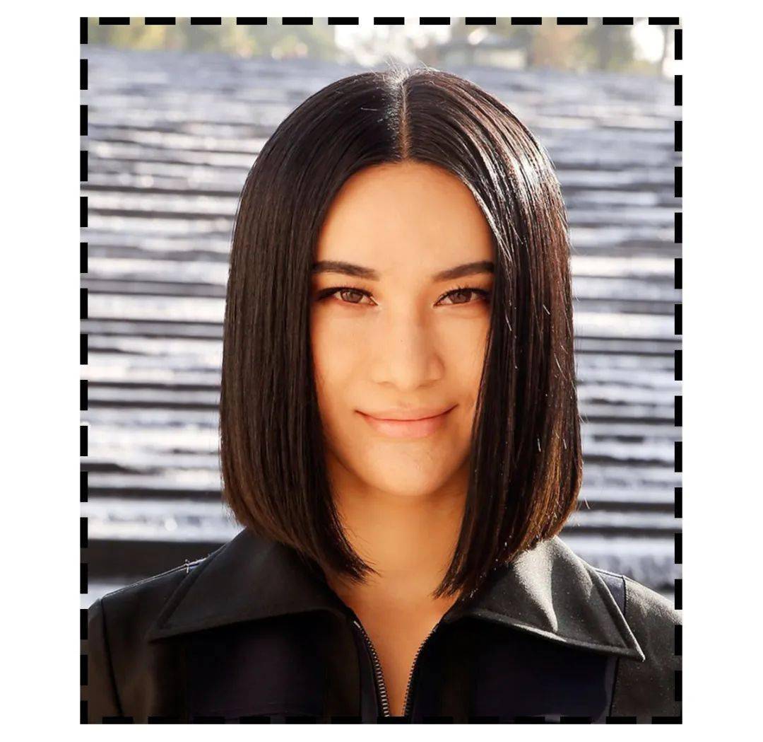 贴头皮的直发是特别挑头型和五官的,如果不是无可挑剔的大美人,就不要