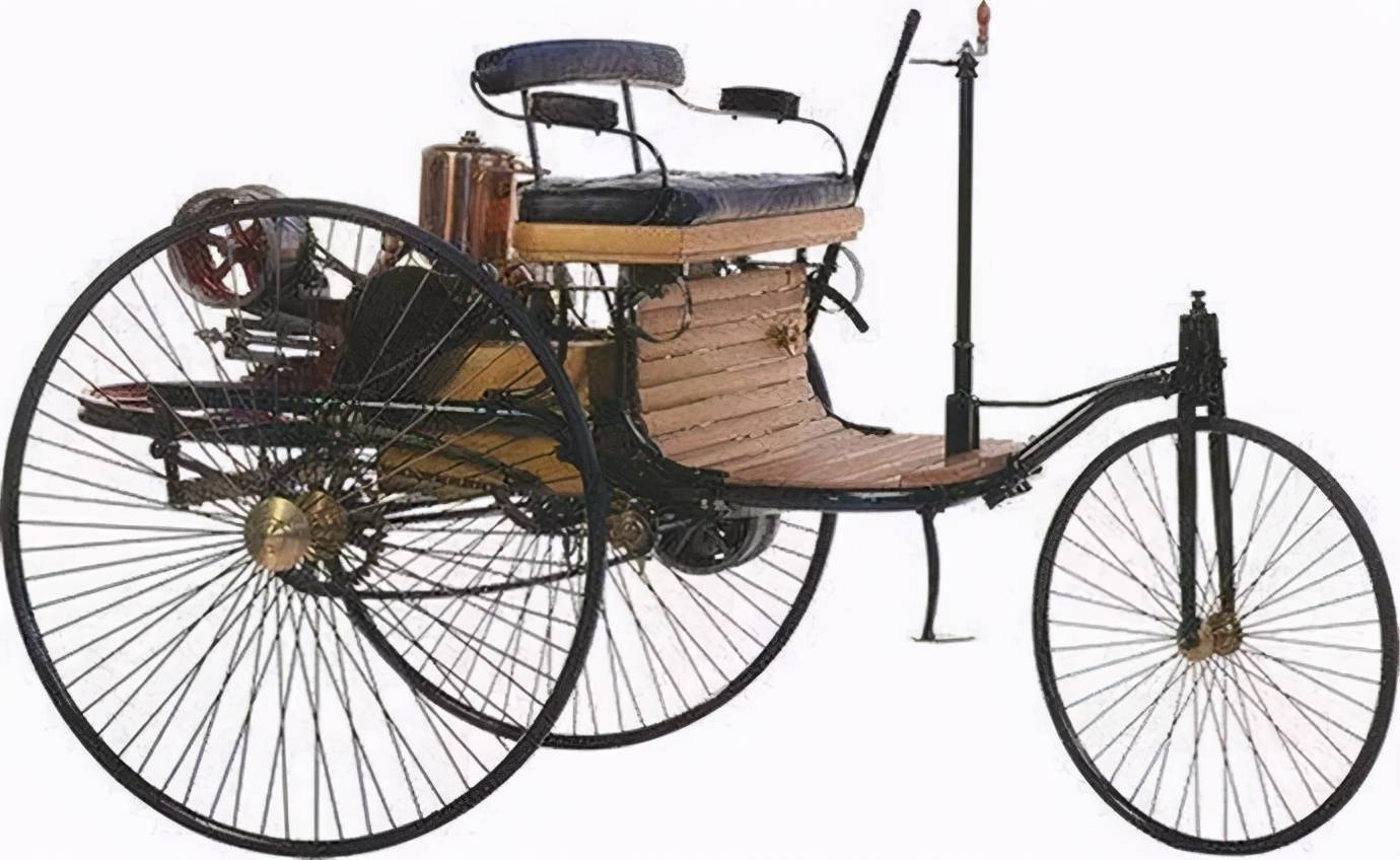 内燃机驱动的三轮车被德国发明家卡尔·本茨设计并制造了出来,你没看