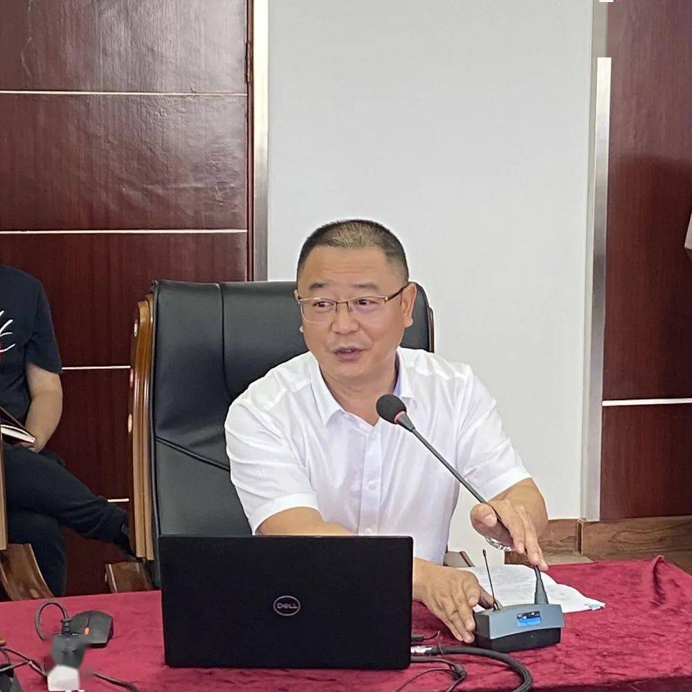 张斌富春高中校长何国民桐庐中学校长工作汇报2021年9月4日,桐庐县