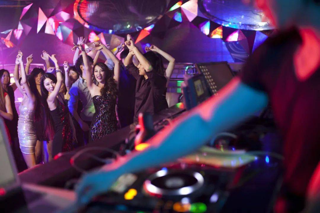 北京工体夜店圈十年一个正在消逝的地下江湖