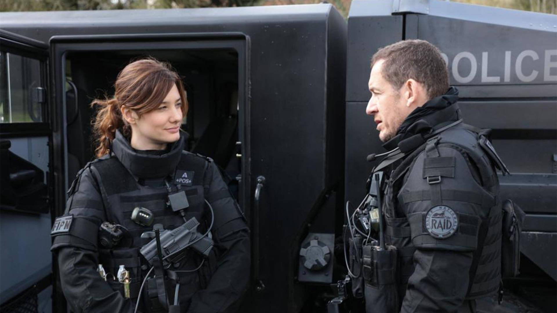 真实的国际刑警有多悲催别被电视剧给骗了他们连执法权都没有