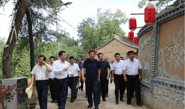 秦州区召开乡村建设行动现场推进会