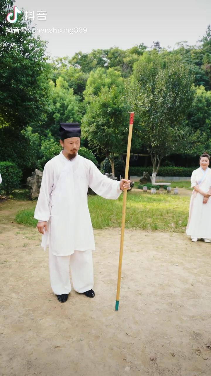 陈师行演练武当棍实战运用徒弟无处躲藏棍术实战武术