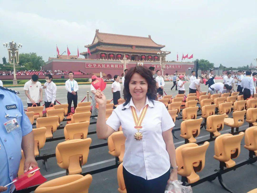 全国两优一先风采丨热孜万古丽沙吾提花儿书记履职记