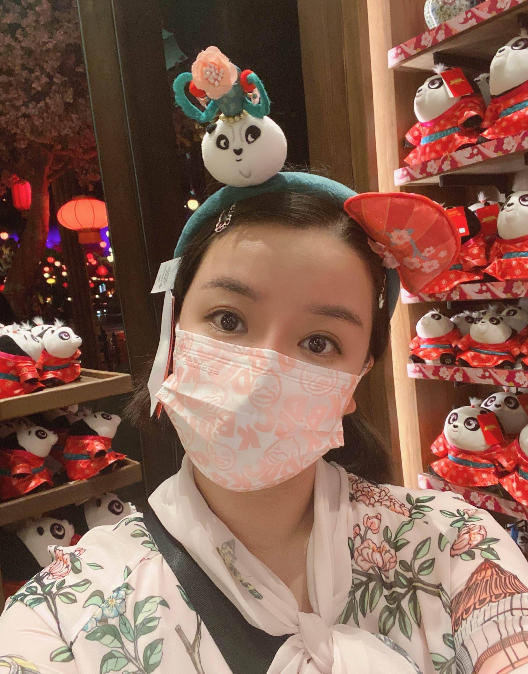 主持人红果果二胎生子,晒照报喜宝宝体重过6斤,小脸圆润像爸爸