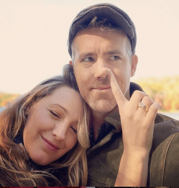 The|这“贱”人,身边美女如云