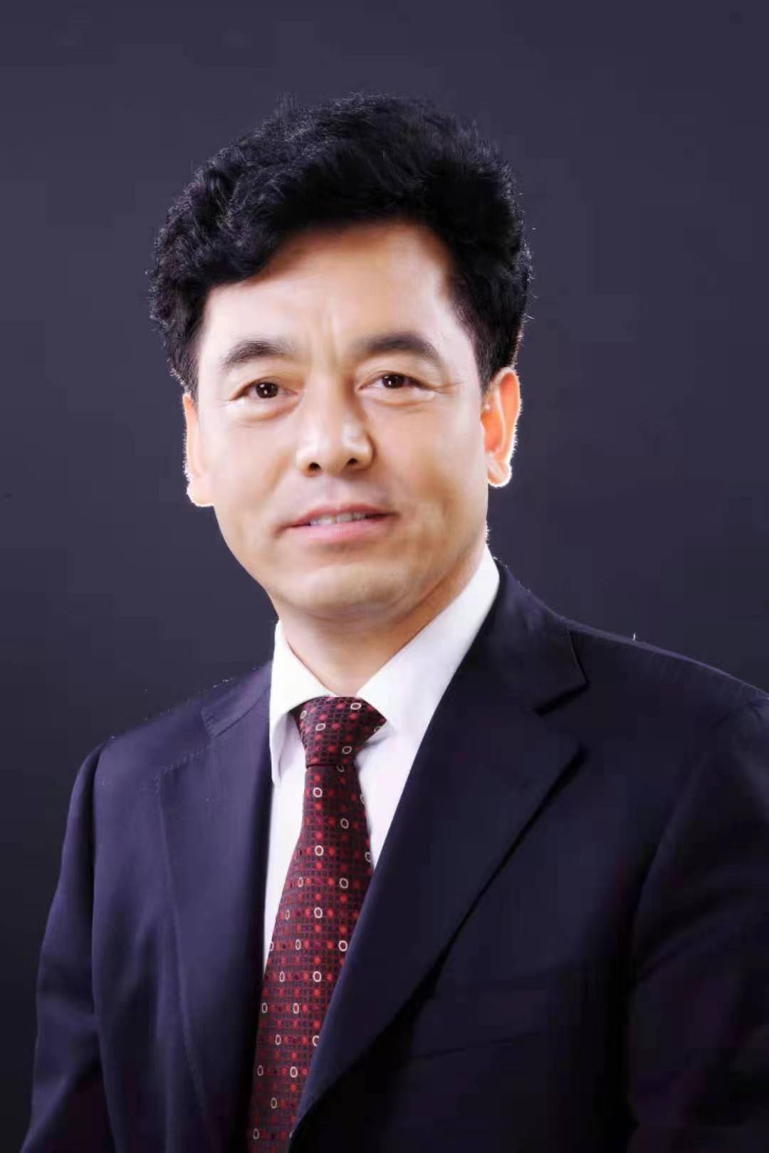 经济——访北京市社会科学院原副院长,中国总部经济研究中心主任赵弘