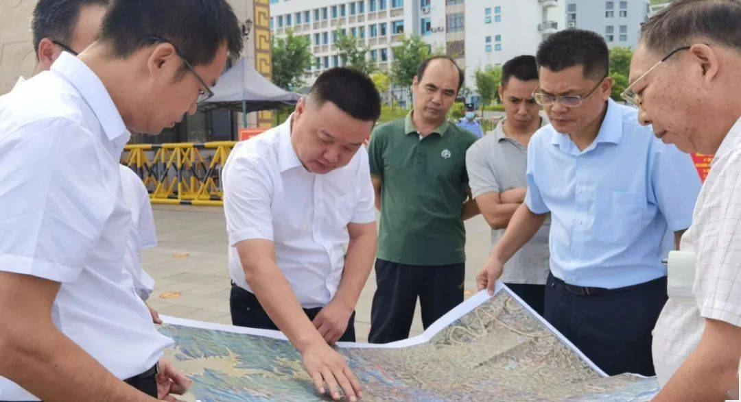 兰宏率队到各学校开展调研活动