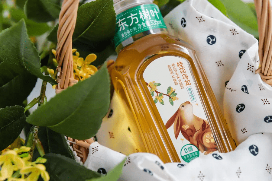 喝过这瓶桂花乌龙,这个秋天你肯定离不开它_树叶