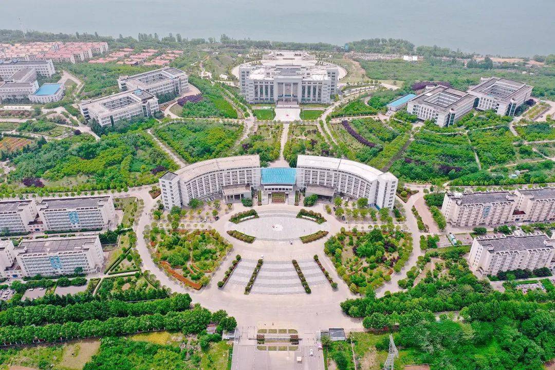 平顶山学院黄淮与你 年复一年春华秋实 夏蝉冬雪一砖一瓦 可成文章一