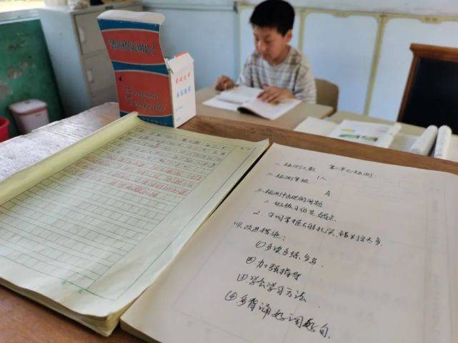 杨集|这所“袖珍小学”：6个老师守着9个娃，今年只有一名新生