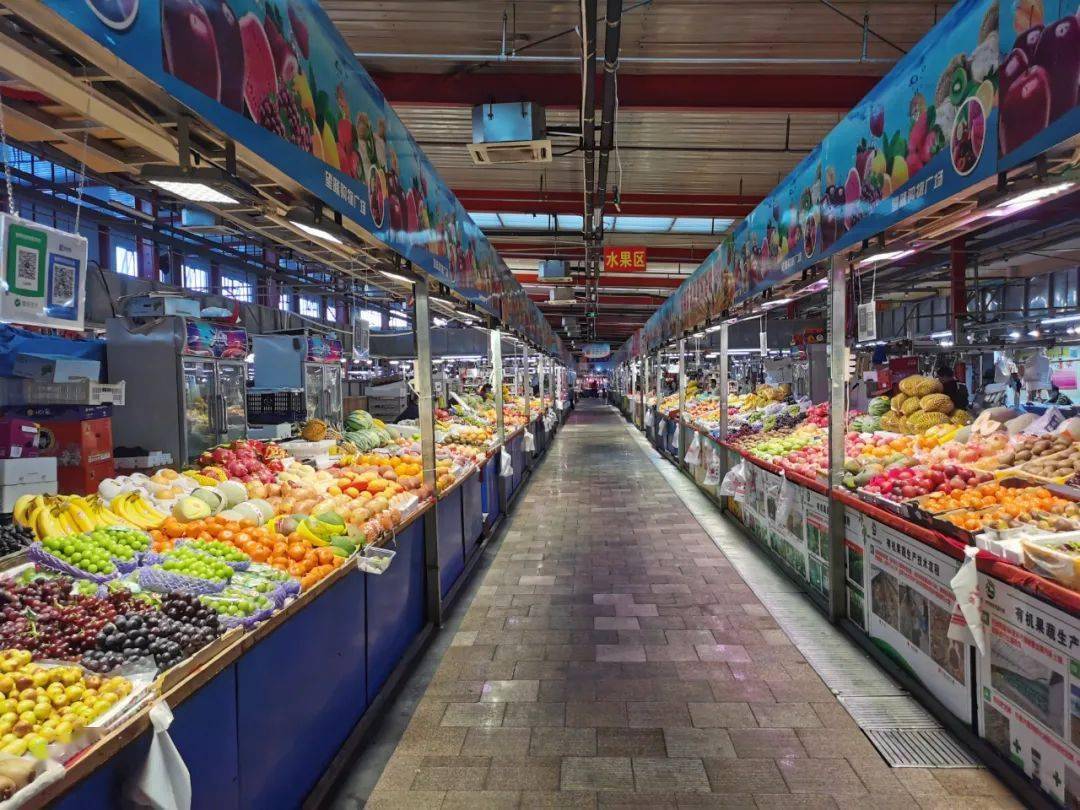 集贸市场改造提升颜值留住了"烟火气"