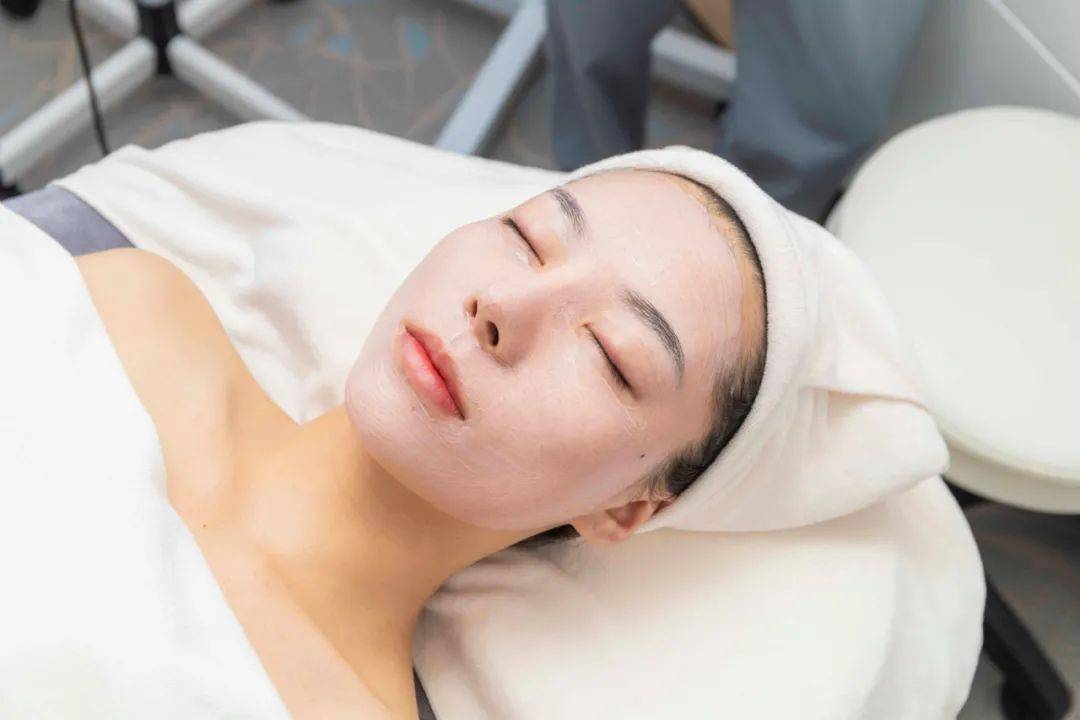 独栋|闹区里的独栋“黄金屋”，同事疯狂扎堆，原来是藏着两位数的变美秘诀？！