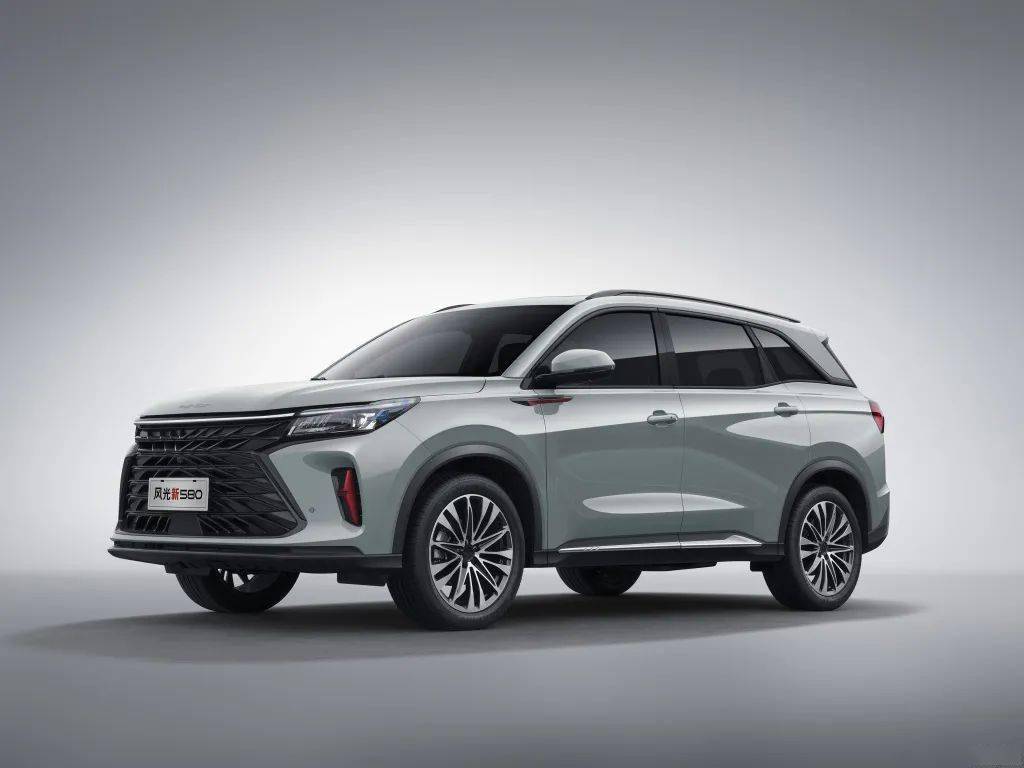 10万预算买中型suv 300牛 米 2785mm轴距 车型