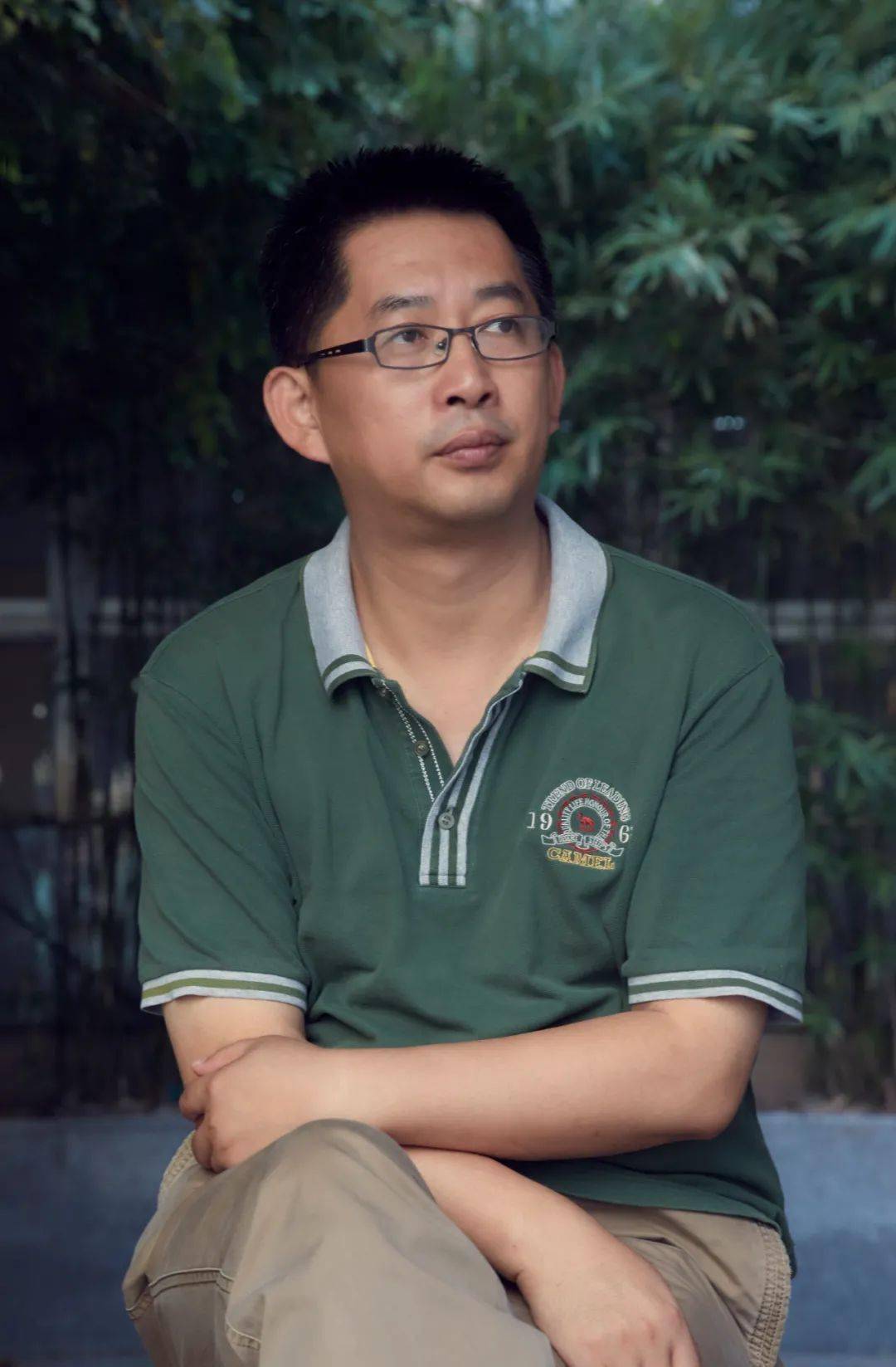 学院传媒学院院长王 方嘉宾(一)五,嘉宾介绍李岩 山东大学副教授四