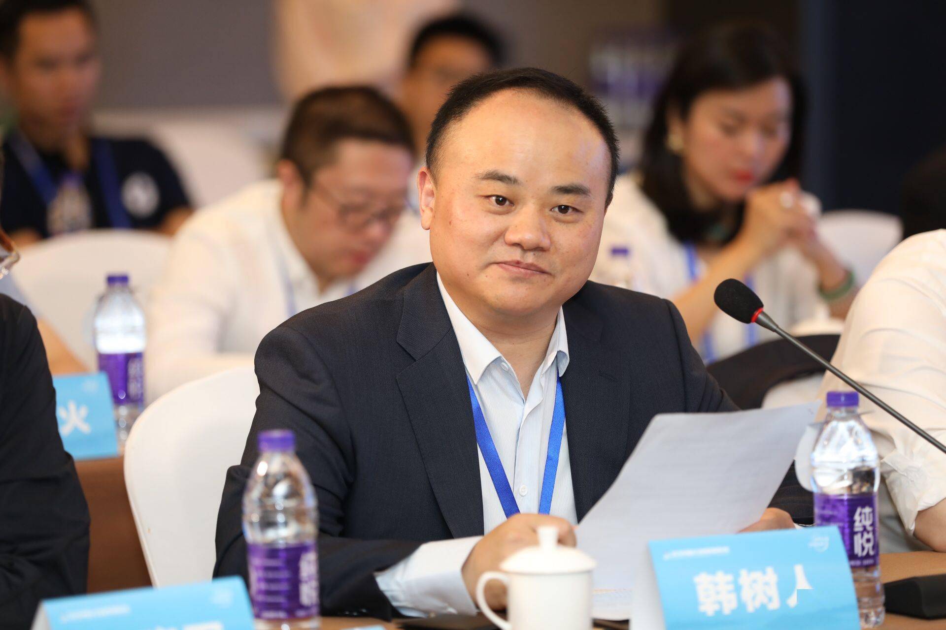 第二个月,韩树人就赚到了比做保安高2倍的工资,看到了其中的巨大机遇