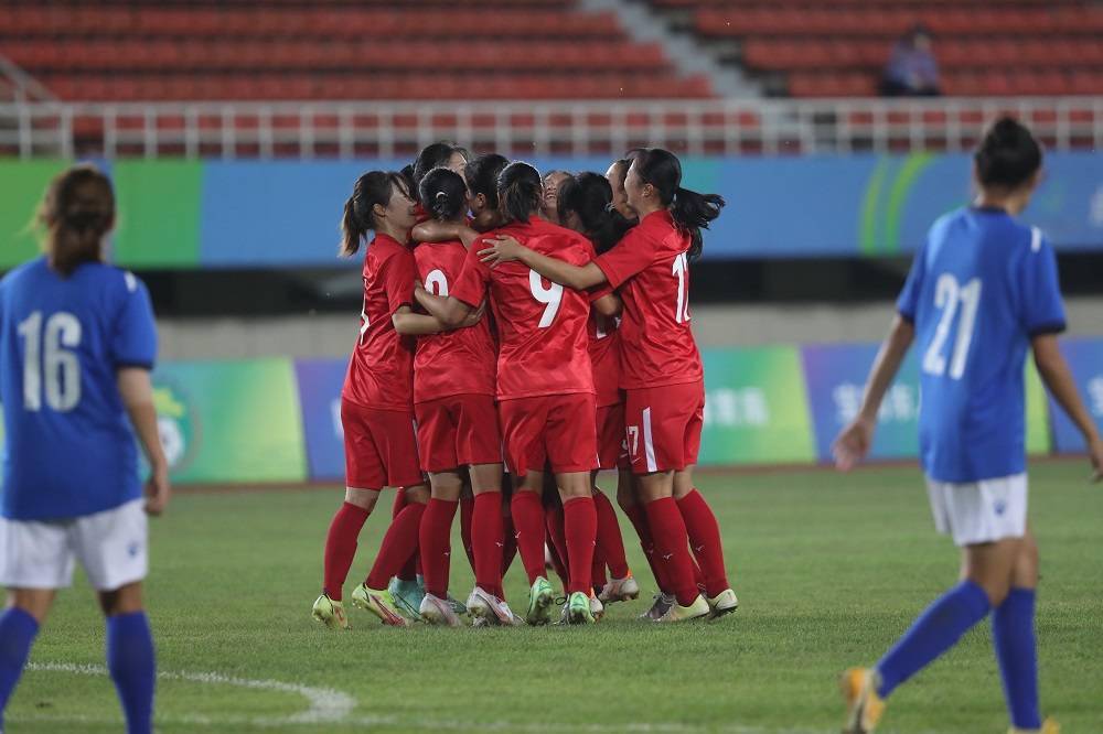 4比1击败浙江队上海u18女足全运会成功卫冕