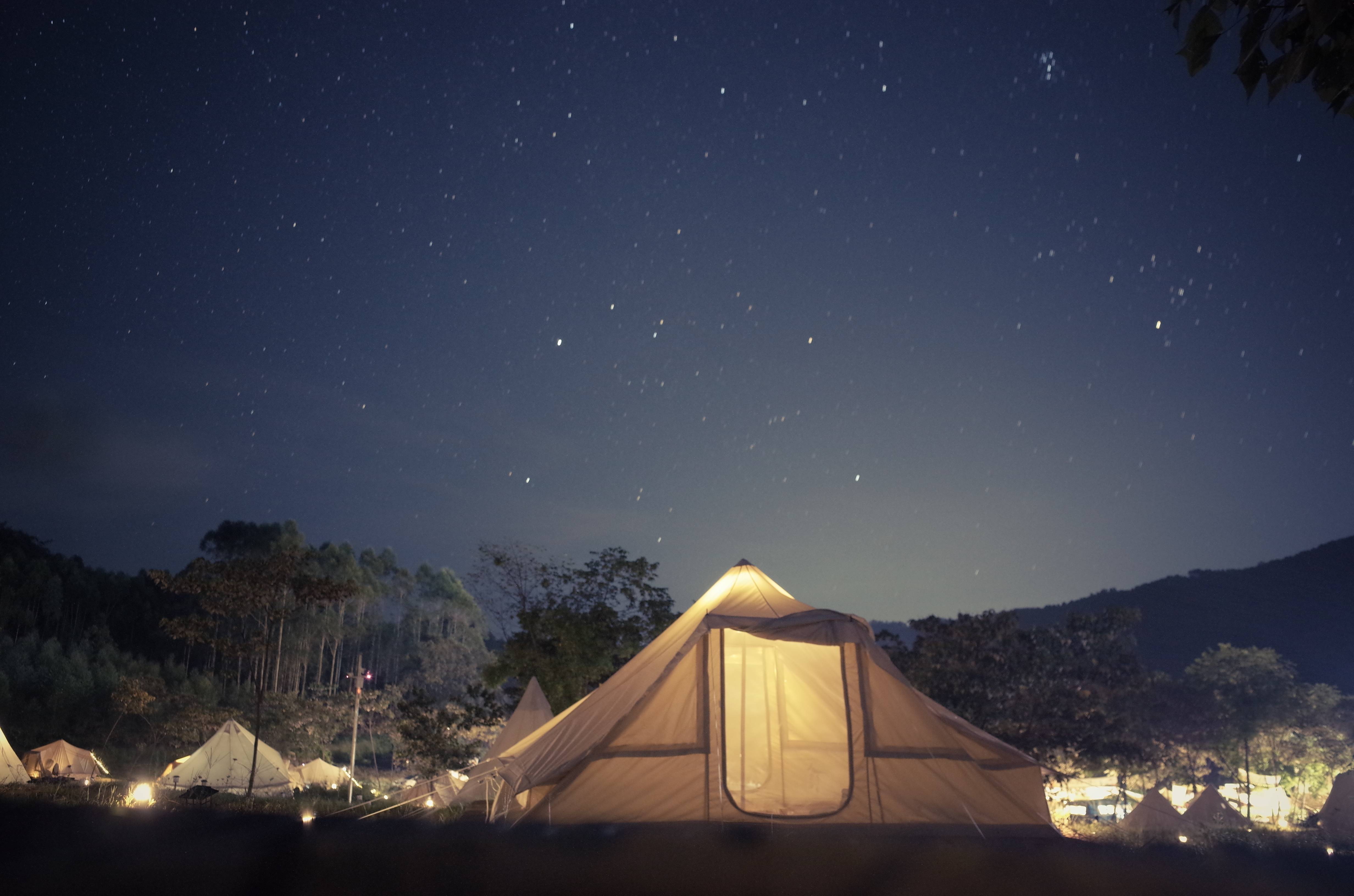 一场"精致"露营,三方皆大欢喜.