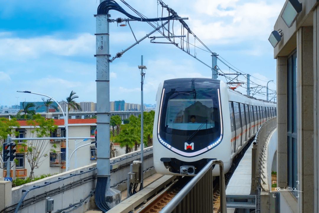 坐着地铁去看海厦门地铁一号线简直美爆了