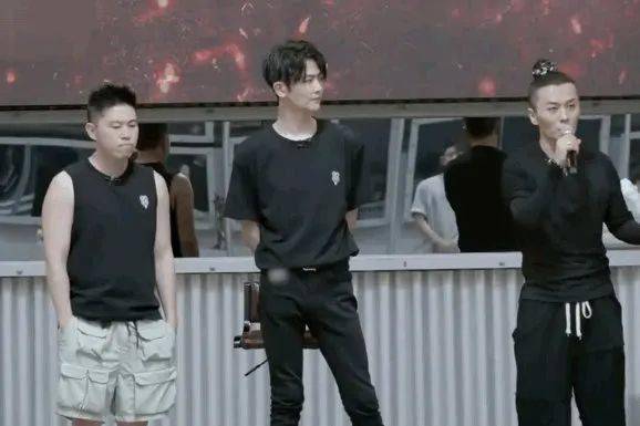 陈辉|他就是传说中的“绿茶男”吧？