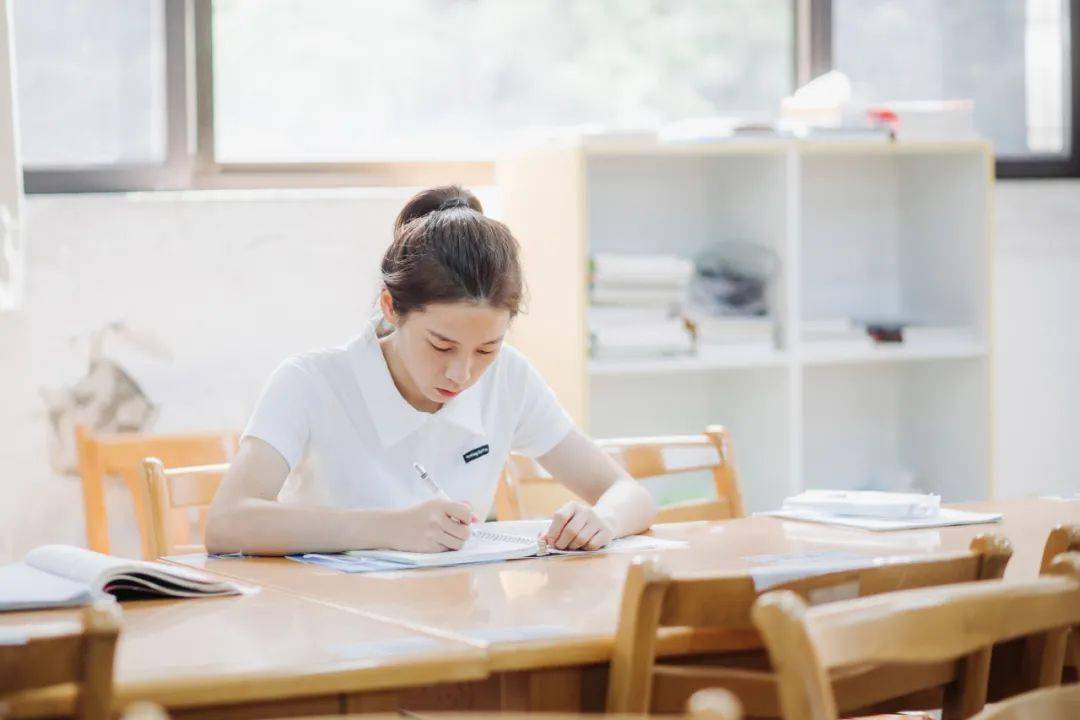 2021星耀南湖第三季人才形象代言人④沈梦可巾帼不让