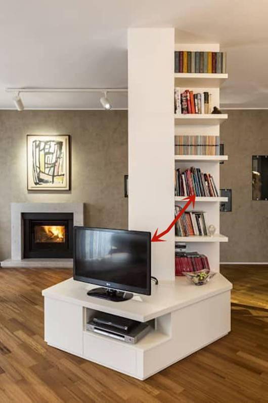 客厅承重柱别乱砸乱拆围着做置物架还能满足收纳好用到不得了