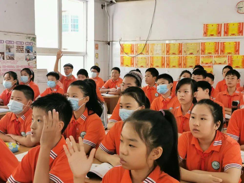 新乡市外国语小学新学期开启